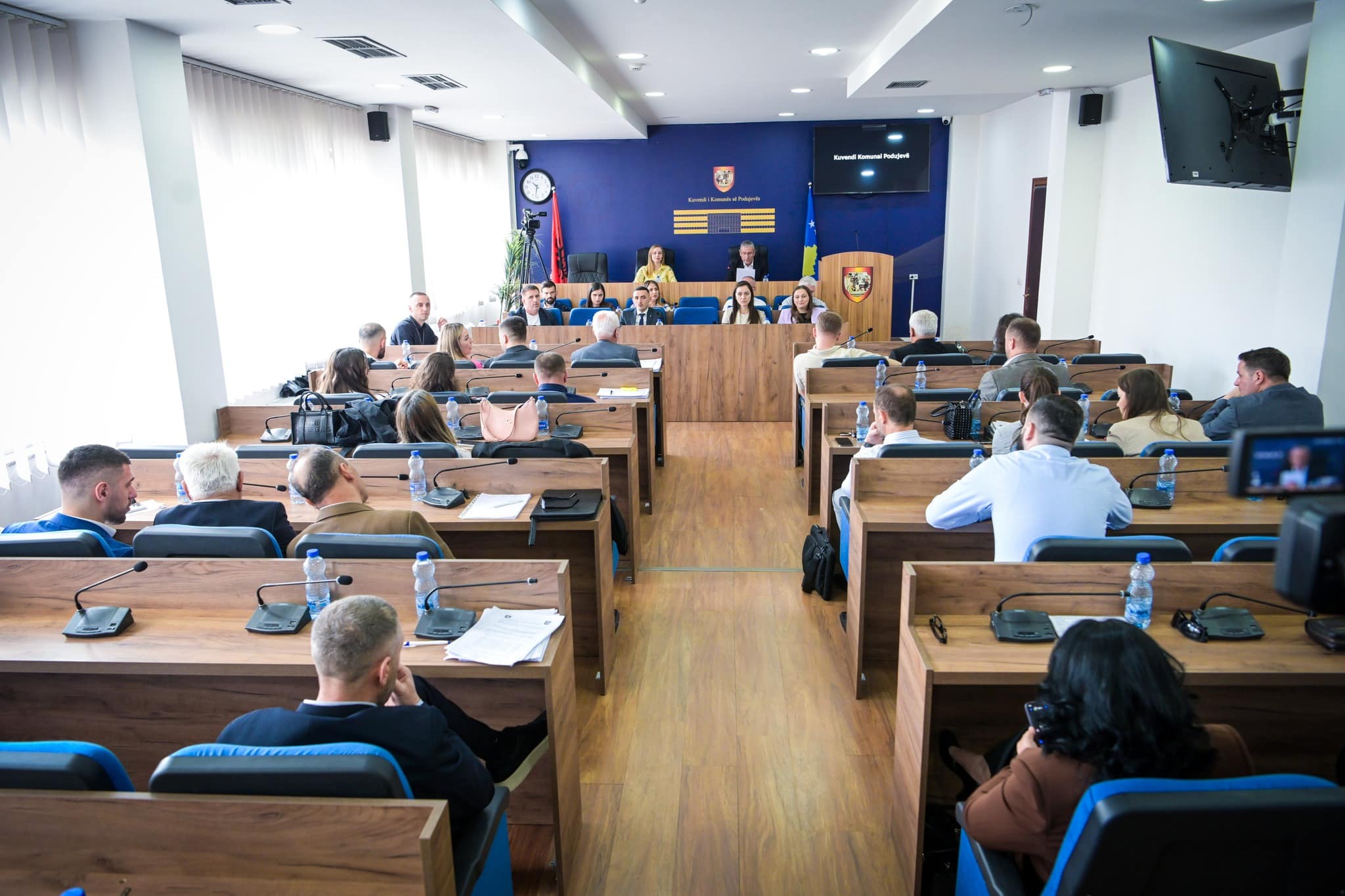 Kuvendi miratoi propozim-vendimin për bartjen e të hyrave vetanake nga viti 2024 në vitin 2025