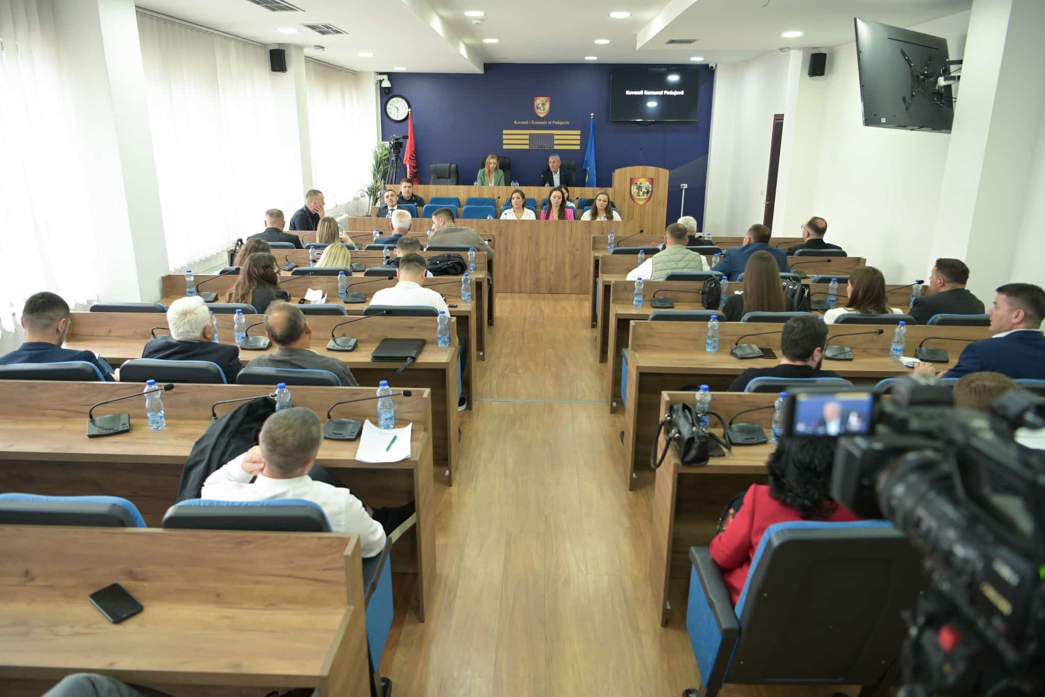 Eko Llapi Kuvendi miratoi Rregulloren dhe Planin e Veprimit për Transparencë ...