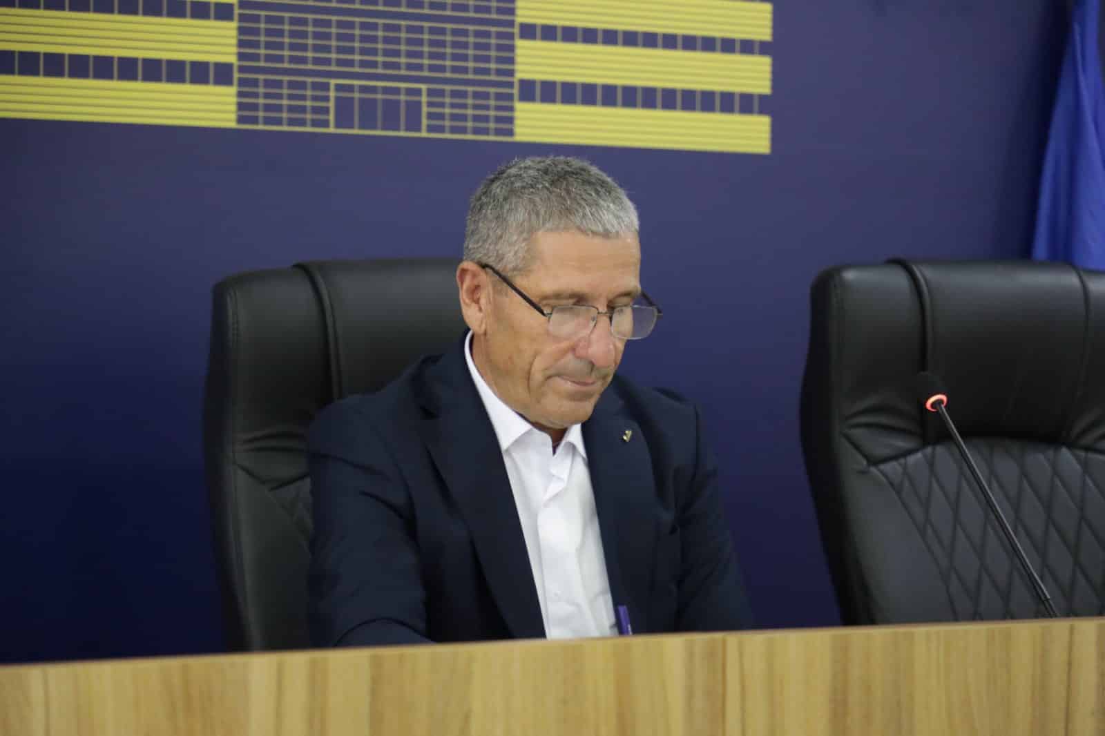 Mbahet mbledhja e Komitetit për Politikë dhe Financa