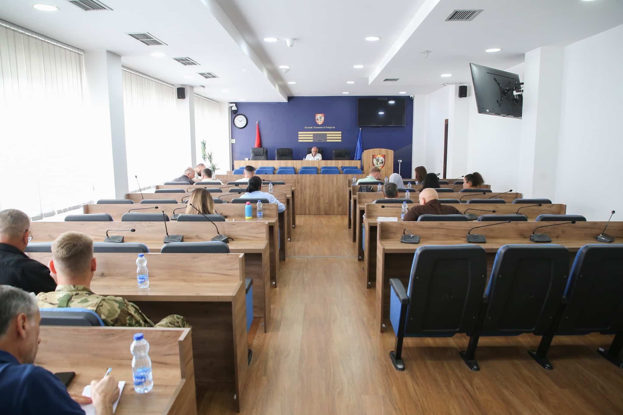 Komiteti për Komunitete mbajti mbledhjen e radhës