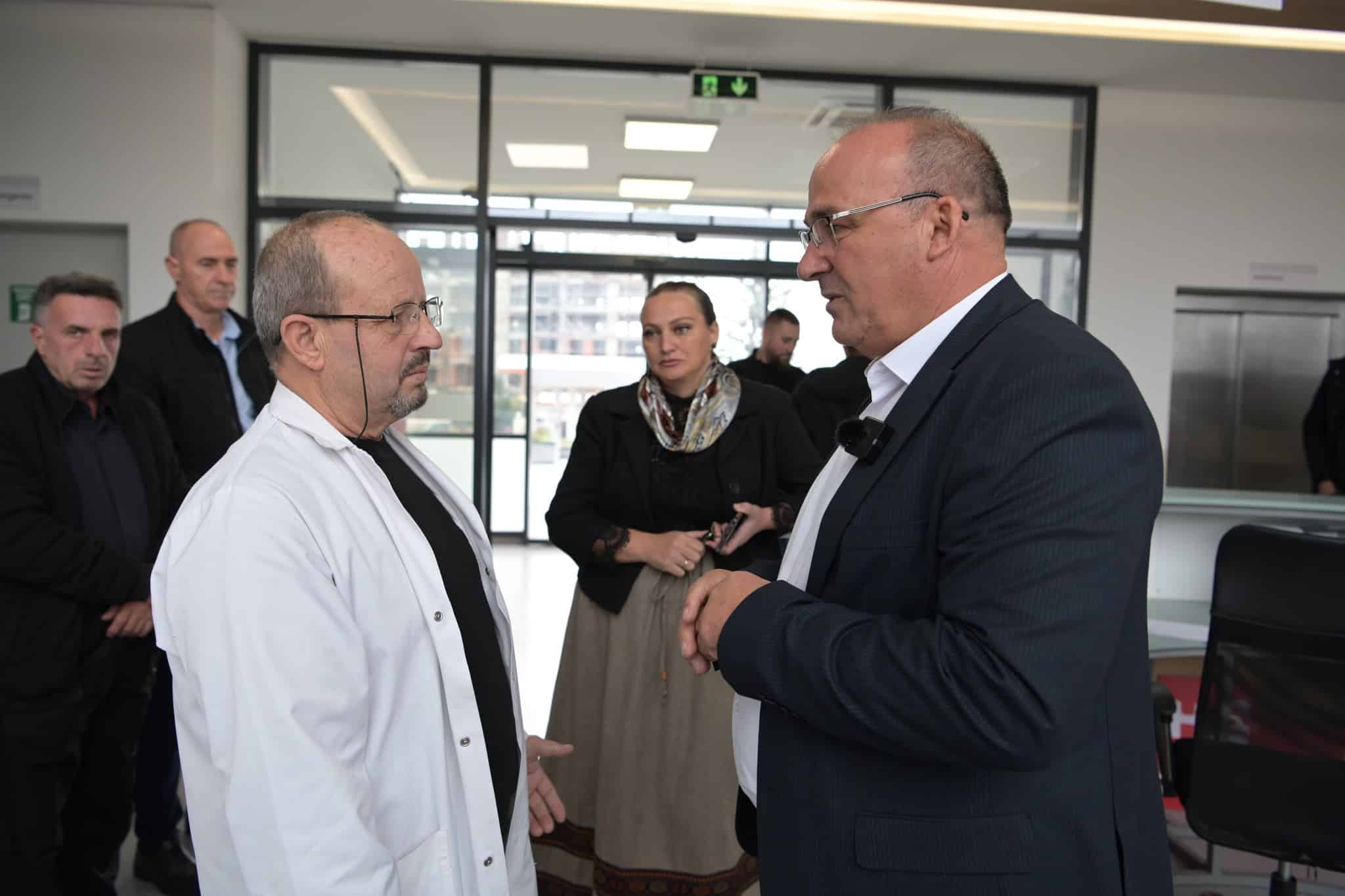 Në Urgjencën e qytetit u organizua aksioni për dhurim të gjakut