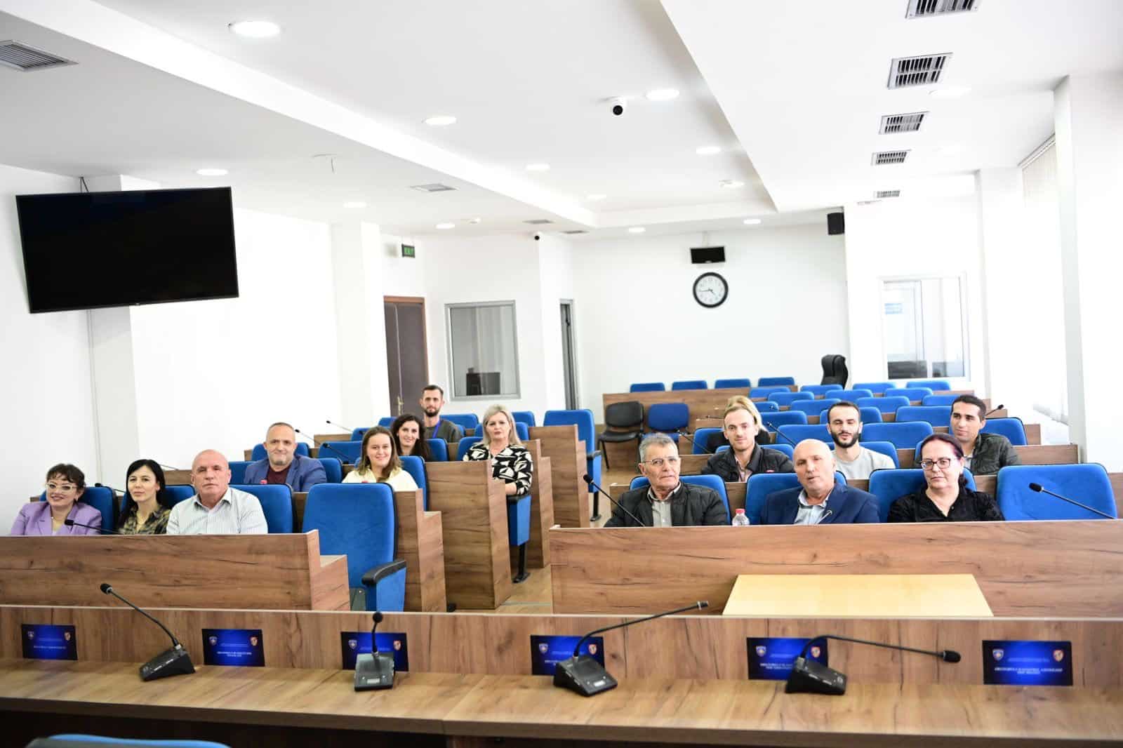 Hapet fushata vetëdijesuese kundër trafikimit me njerëz