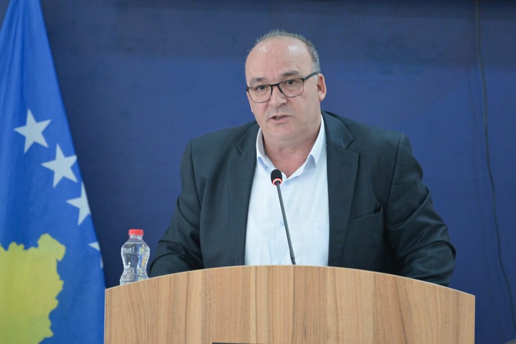 Eko Llapi Në Kuvendin e Komunës u shqyrtua Raporti Vjetor Financiar për vitin ...