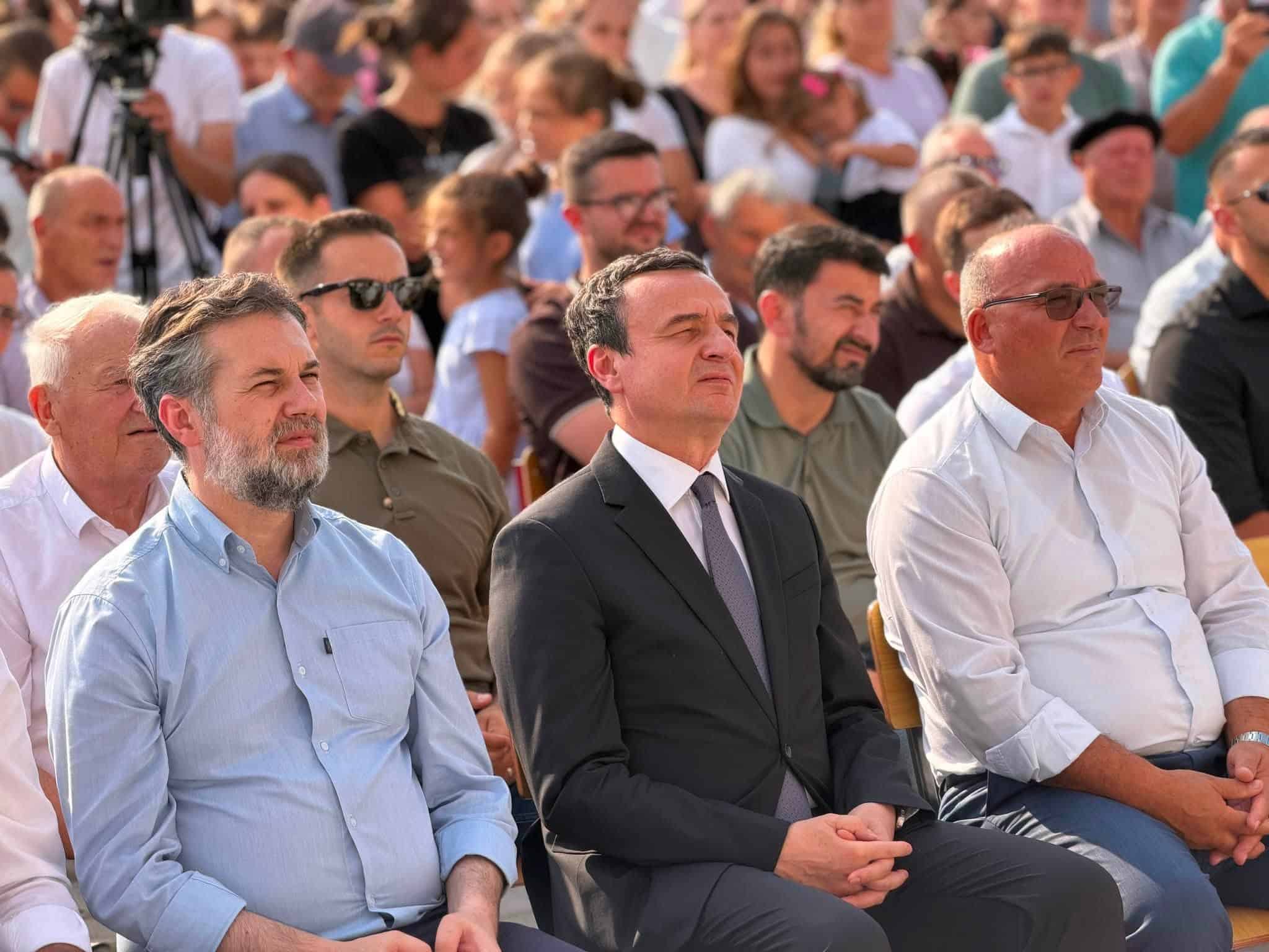 Bëhet përurimi i shkollës “Ilir Konushefci” në fshatin Llugë